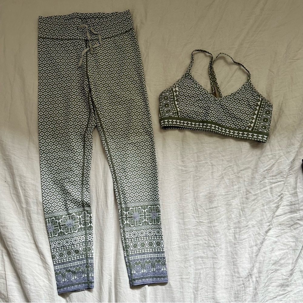 Sarah’s day x white fox boutique activewear set